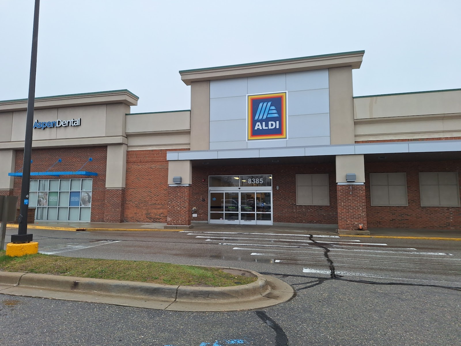 ALDI — photo