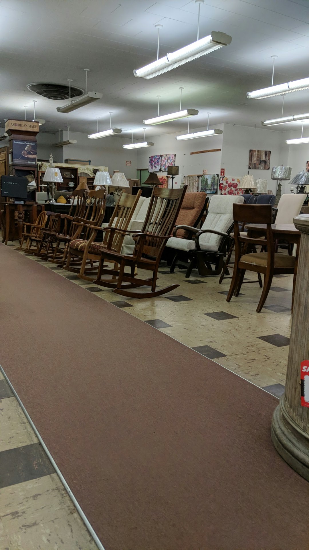 Chris Furniture, Inc in Livonia