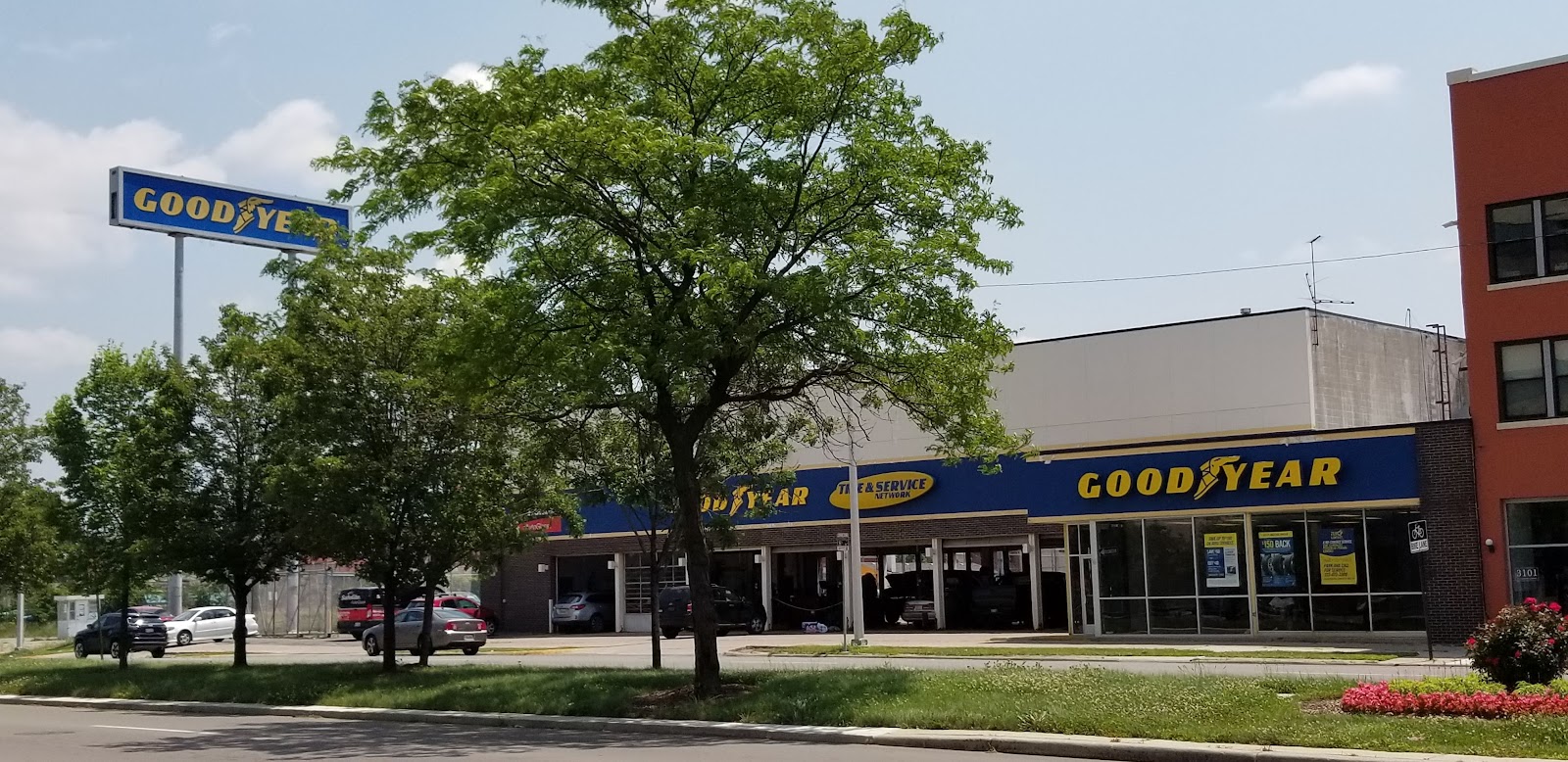 Goodyear Auto Service — photo