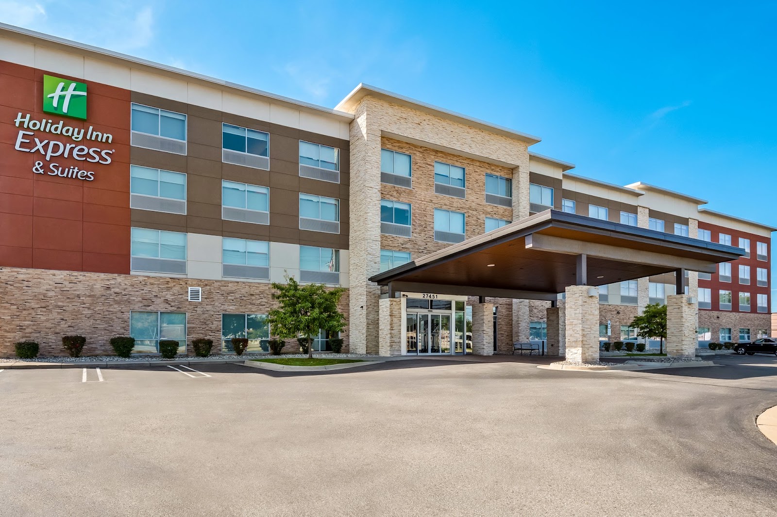 Holiday Inn Express & Suites Detroit Northwest - Livonia by IHG in Livonia