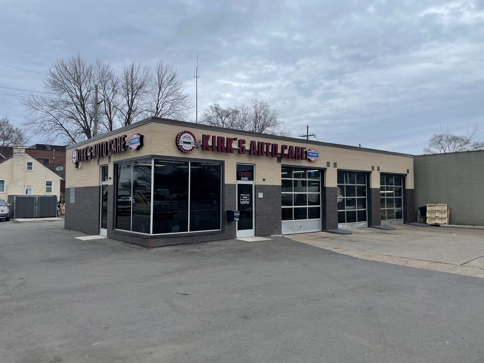 Kirk's Auto - Livonia — photo