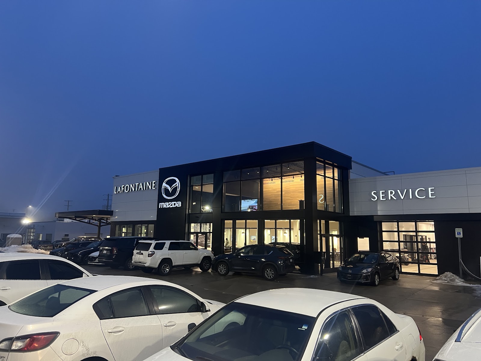 LaFontaine Mazda Livonia Parts Store in Livonia