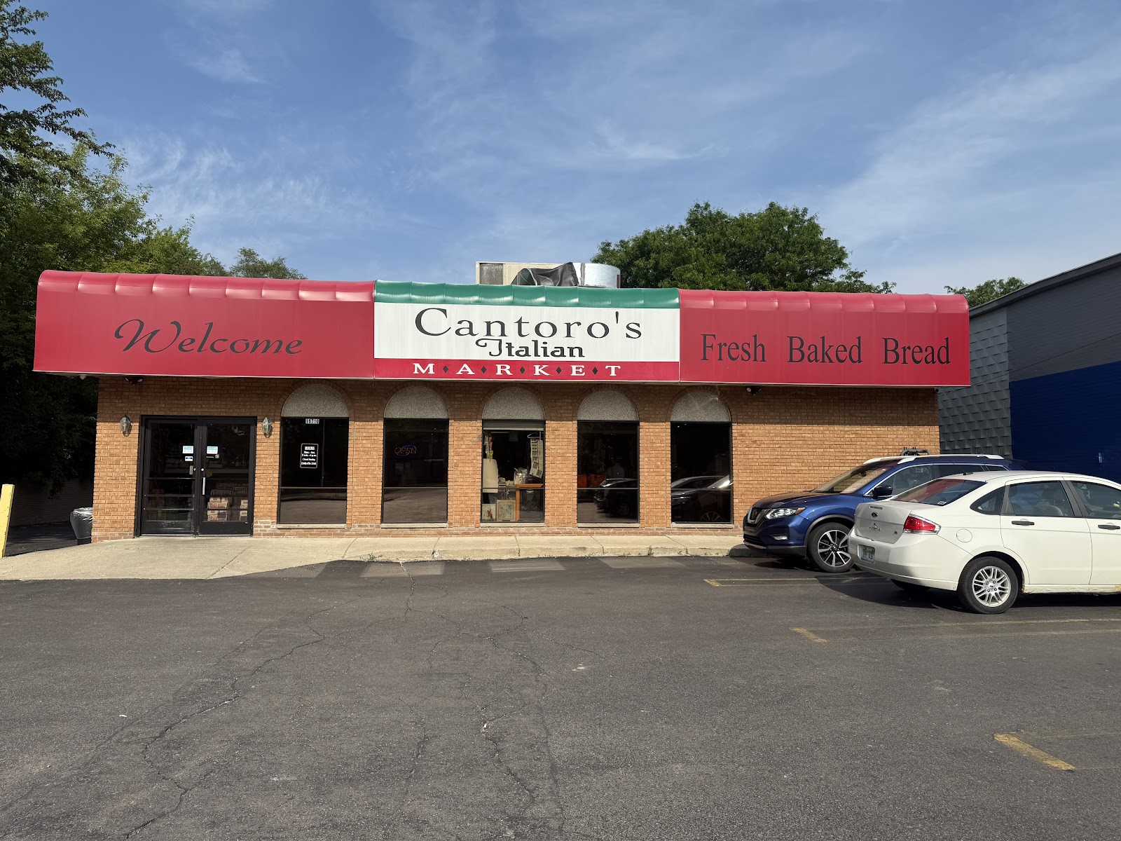 Cantoro's Italian Market - Livonia in Livonia