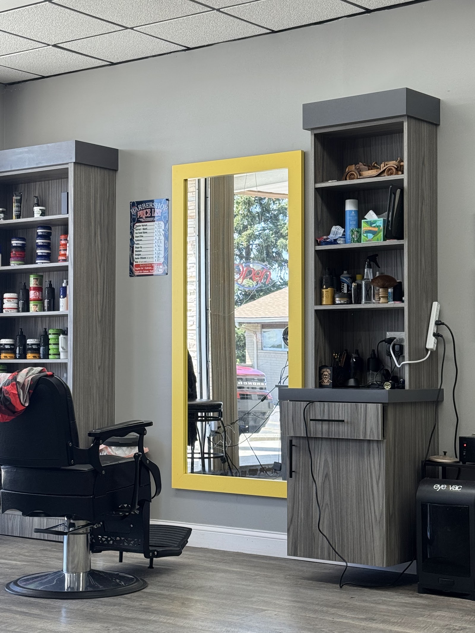 Choppers Barber Shop - Livonia, MI in Livonia
