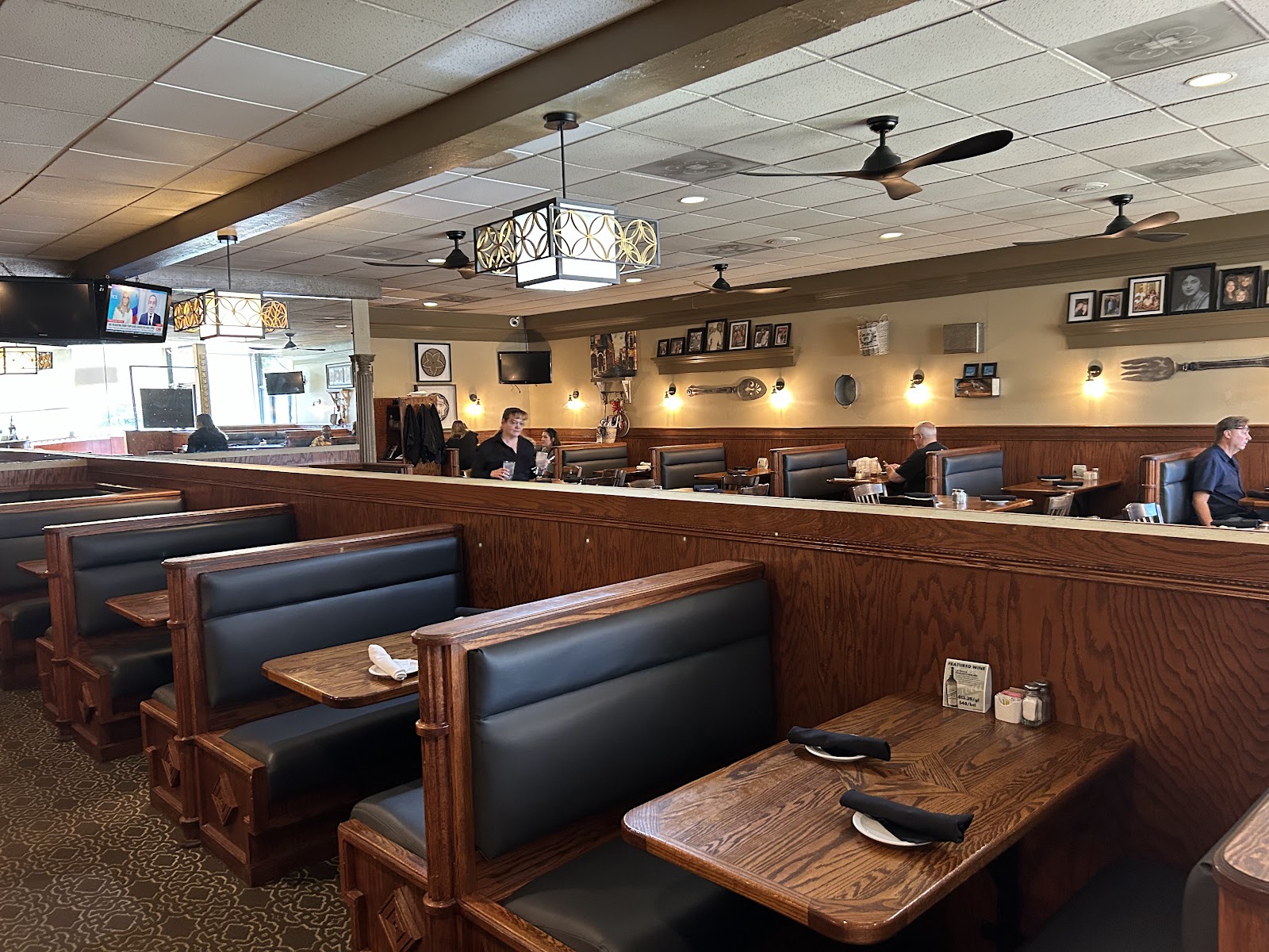 Mama Mia Livonia in Livonia