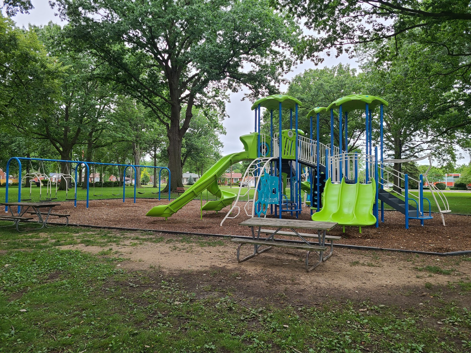 Mies Park in Livonia
