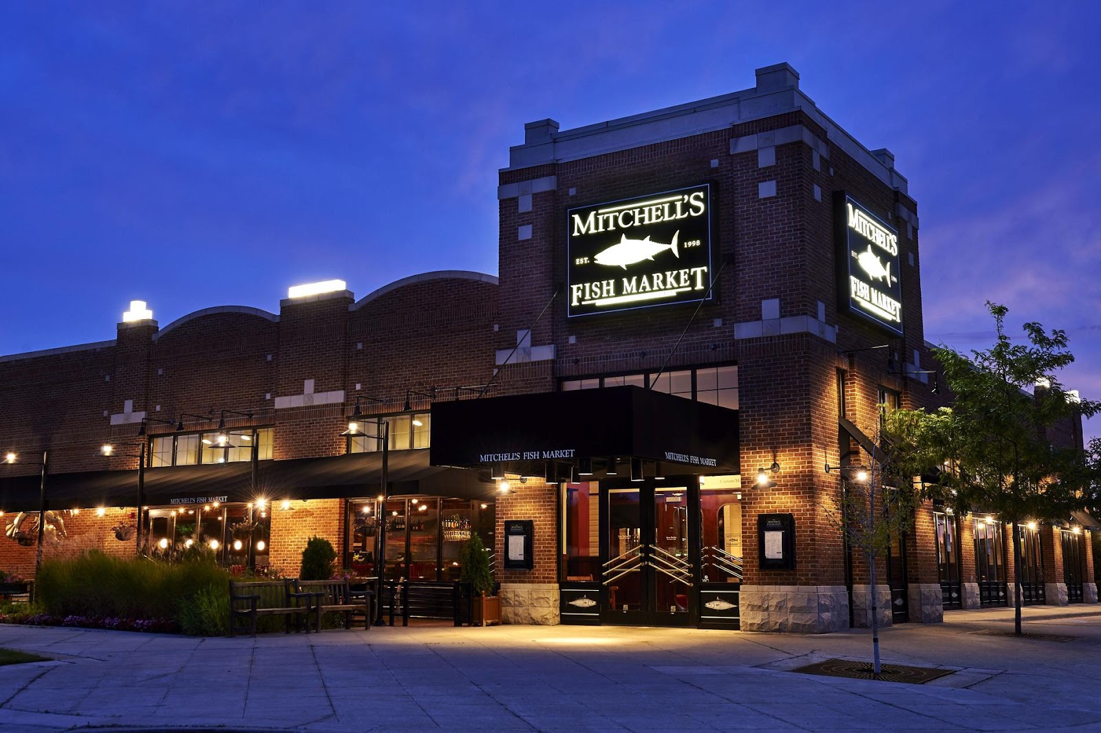 Mitchell’s Seafood House in Livonia