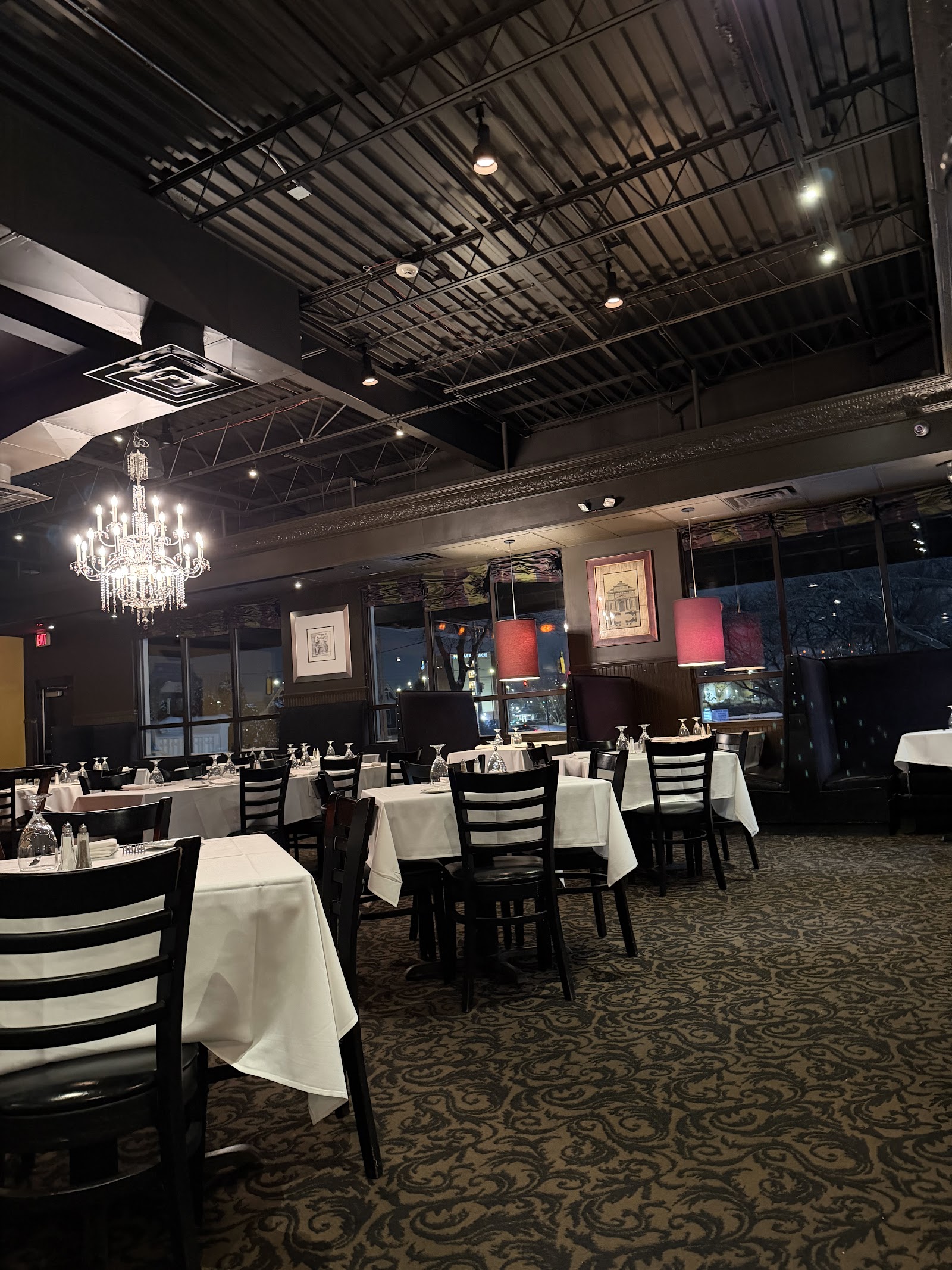 LUCE in Livonia