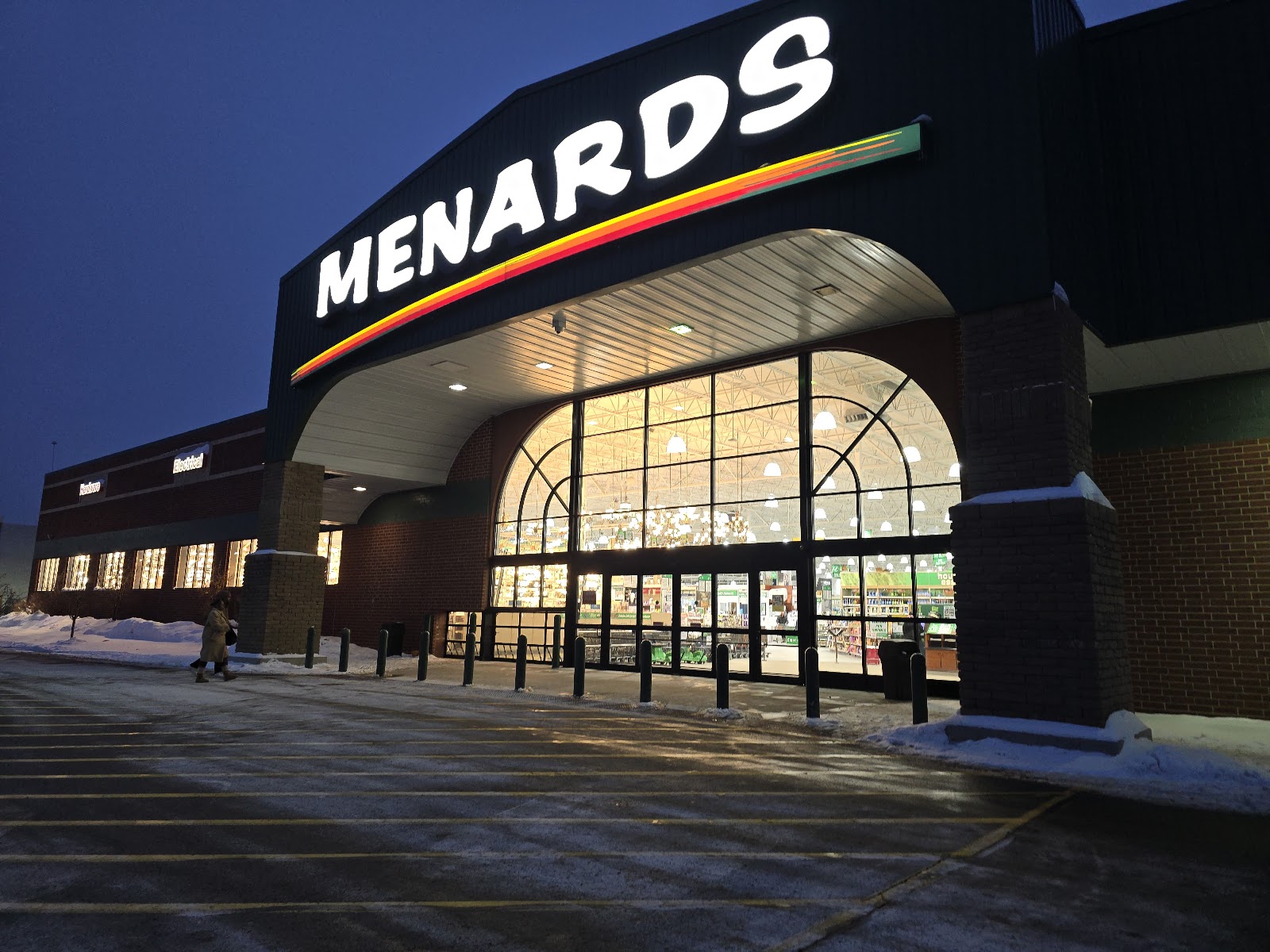 Menards in Livonia