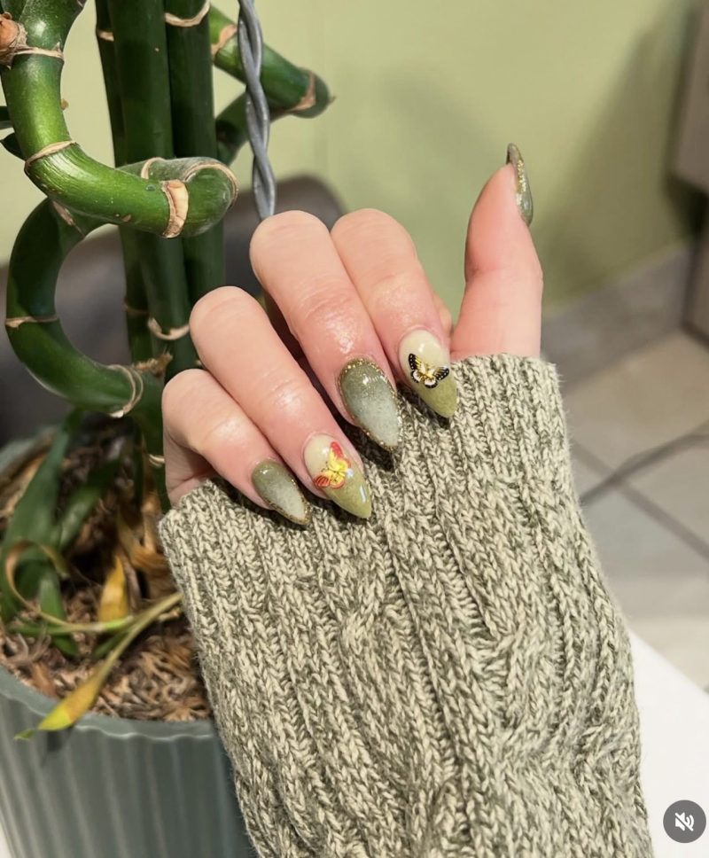Natural Nails in Livonia