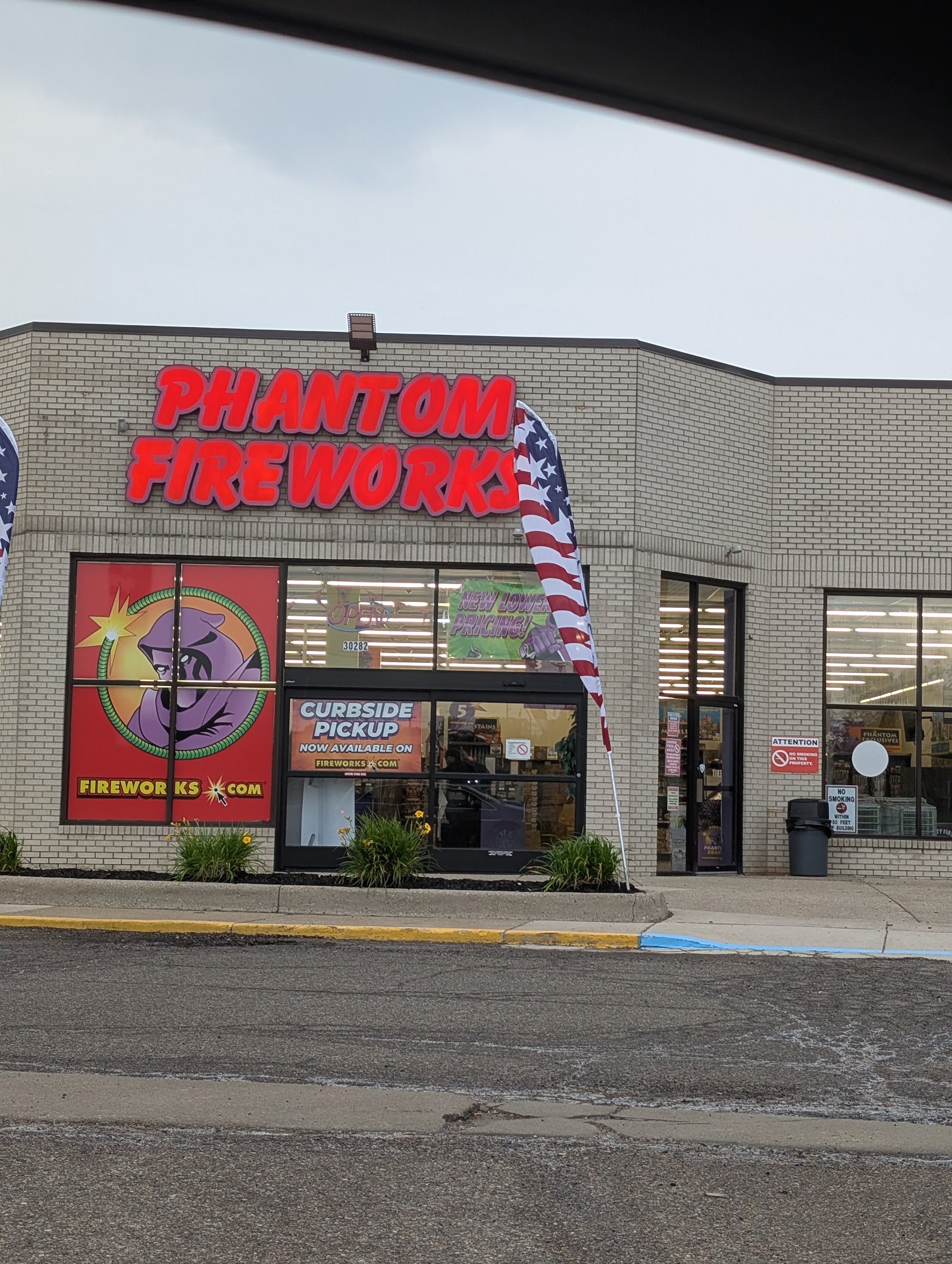 Phantom Fireworks of Livonia in Livonia